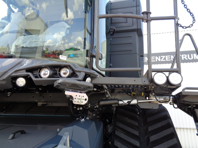 Fendt Ideal 7T - Combine harvester: picture 3 Fendt Ideal 7T - Combine harvester: picture 3