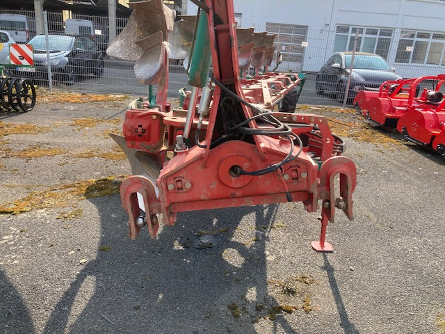 Kverneland EG 100/300/77RH - Plow: picture 5 Kverneland EG 100/300/77RH - Plow: picture 5
