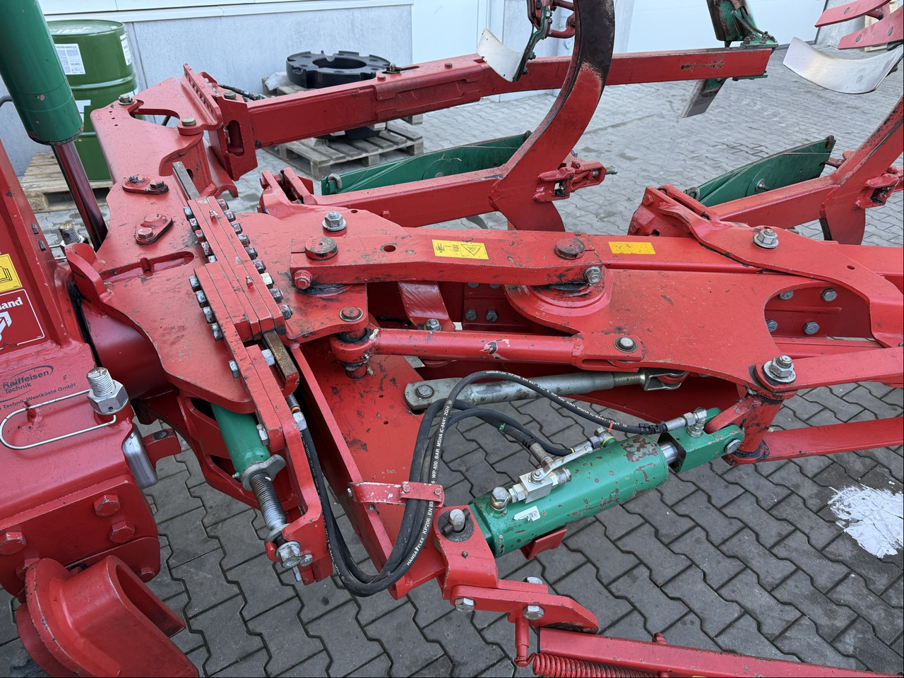 Kverneland EG 100-300 Variomat - Plow: picture 3 Kverneland EG 100-300 Variomat - Plow: picture 3