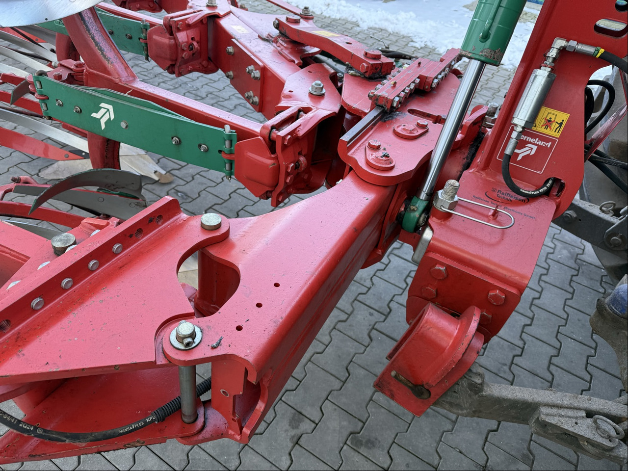 Kverneland EG 100-300 Variomat - Plow: picture 2 Kverneland EG 100-300 Variomat - Plow: picture 2