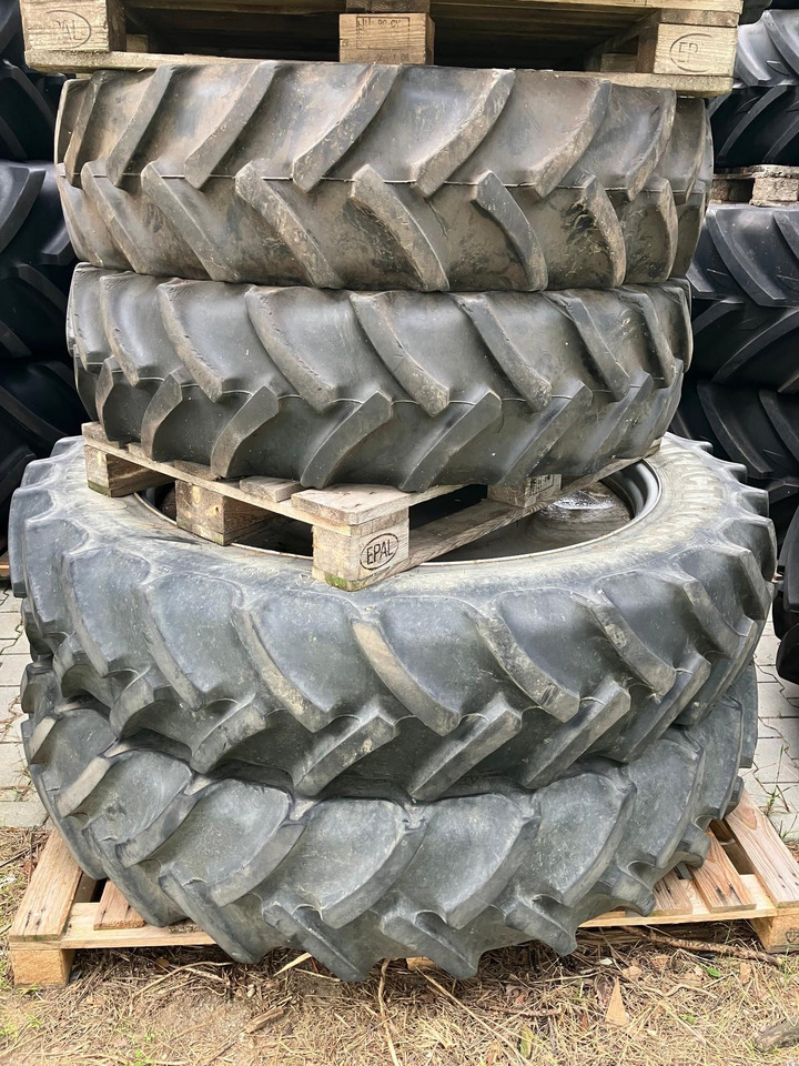 Massey Ferguson 340/95R48 320/95R32 Continental - Wheels and tires: picture 1 Massey Ferguson 340/95R48 320/95R32 Continental - Wheels and tires: picture 1