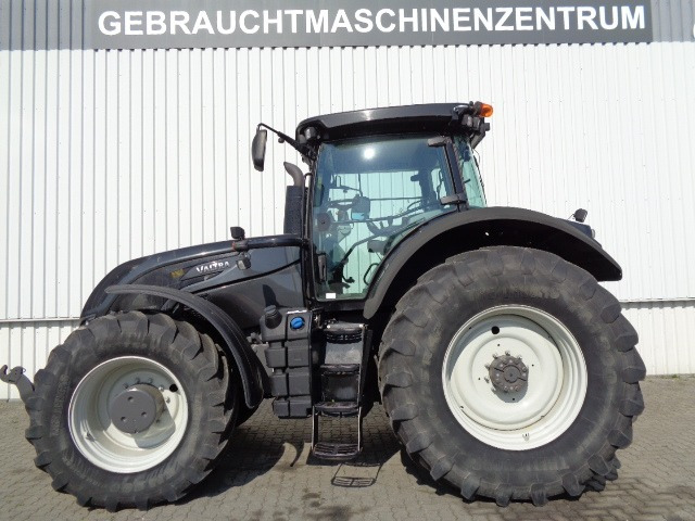 Valtra S274 - Farm tractor: picture 1 Valtra S274 - Farm tractor: picture 1