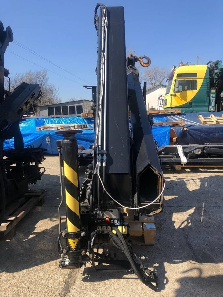 Hiab 111 B-2 Duo - Truck mounted crane for Truck: picture 2 Hiab 111 B-2 Duo - Truck mounted crane for Truck: picture 2