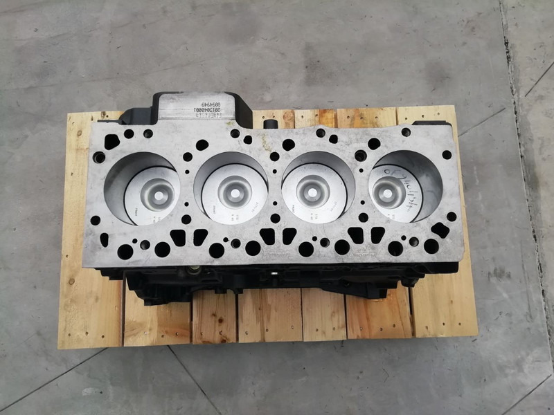 New Cylinder block for Truck Iveco F4BE0454B: picture 8 New Cylinder block for Truck Iveco F4BE0454B: picture 8
