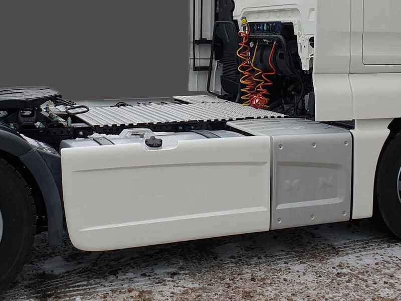 MAN TGX TGS EURO 6 Sideskirts / fairings - Aerodynamics/ Spoiler for Truck: picture 2 MAN TGX TGS EURO 6 Sideskirts / fairings - Aerodynamics/ Spoiler for Truck: picture 2