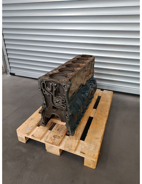 Renault PREMIUM - DXI11 DXI 11 - Crankcase for Truck: picture 3 Renault PREMIUM - DXI11 DXI 11 - Crankcase for Truck: picture 3