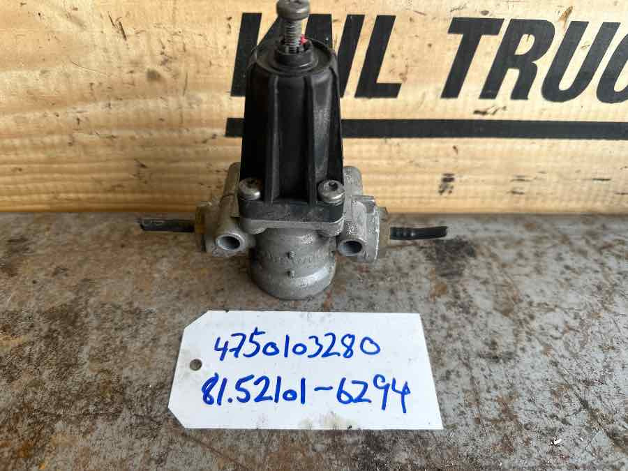 MAN 2,5 BAR VALVE 81.52101-6294 - Brake valve for Truck: picture 4 MAN 2,5 BAR VALVE 81.52101-6294 - Brake valve for Truck: picture 4