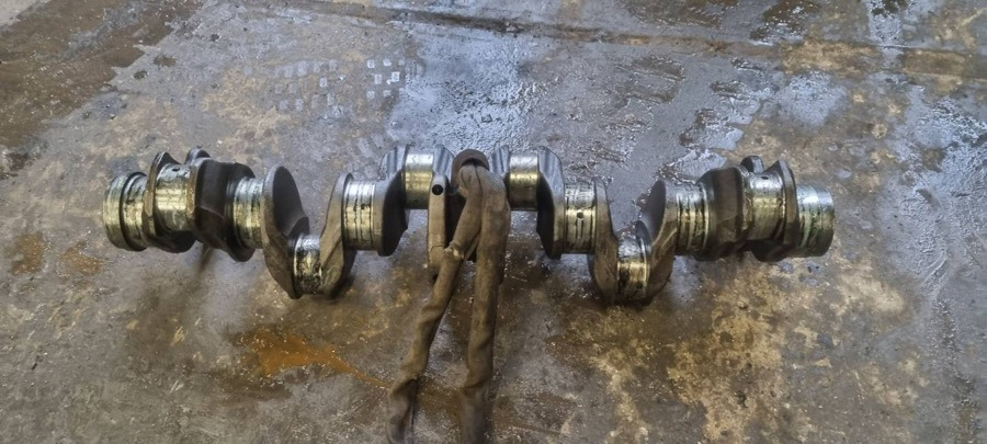 MAN D2066 KRUMPTAPPE 51.02101-0673 - Crankshaft for Truck: picture 1 MAN D2066 KRUMPTAPPE 51.02101-0673 - Crankshaft for Truck: picture 1