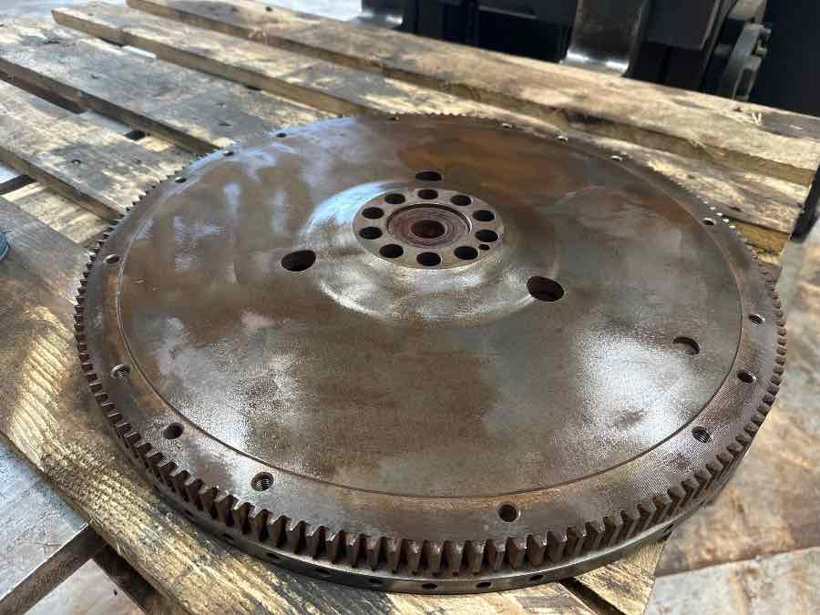 MAN FLYWHEEL 51.02301-6132 - Engine and parts for Truck: picture 1 MAN FLYWHEEL 51.02301-6132 - Engine and parts for Truck: picture 1