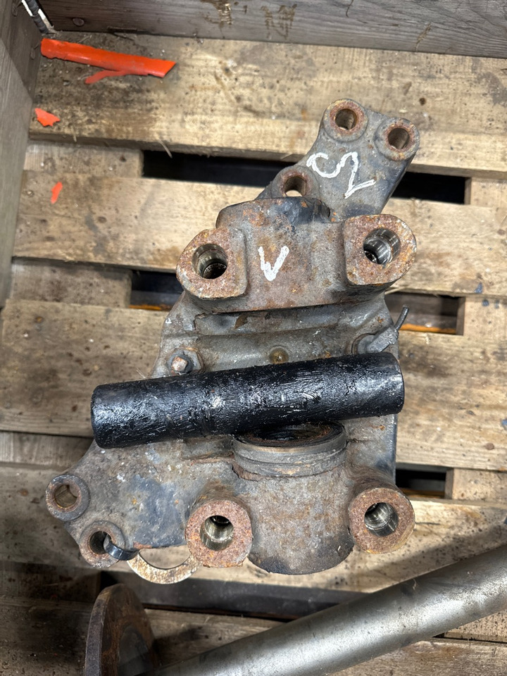 MAN STEERING KNUCKLE LEFT 81.44201-6283 - Steering for Truck: picture 2 MAN STEERING KNUCKLE LEFT 81.44201-6283 - Steering for Truck: picture 2