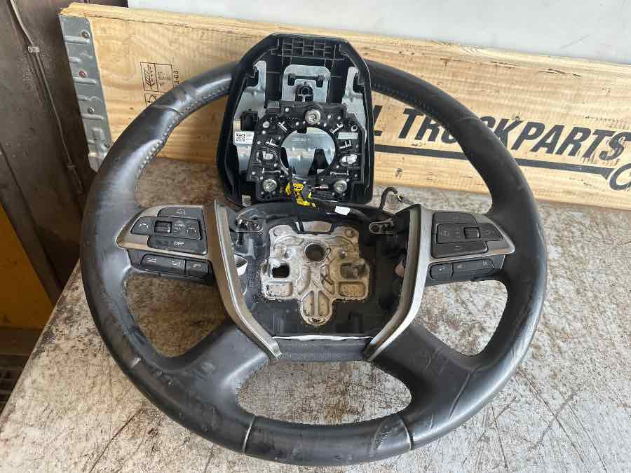 MAN STEERING WHEEL 81.46430-6063 - Steering for Truck: picture 2 MAN STEERING WHEEL 81.46430-6063 - Steering for Truck: picture 2