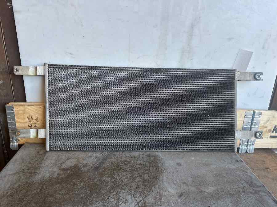 SCANIA A/C CONDENSER 2543257 - Cooling system for Truck: picture 1 SCANIA A/C CONDENSER 2543257 - Cooling system for Truck: picture 1