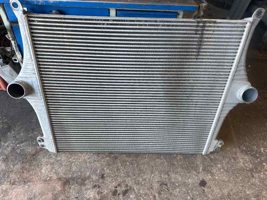 SCANIA AIR COOLER 2433151 - Cooling system for Truck: picture 1 SCANIA AIR COOLER 2433151 - Cooling system for Truck: picture 1