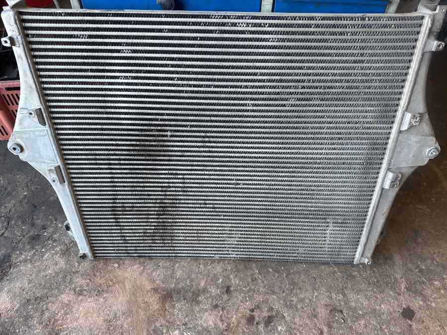 SCANIA AIR COOLER 2433151 - Cooling system for Truck: picture 2 SCANIA AIR COOLER 2433151 - Cooling system for Truck: picture 2