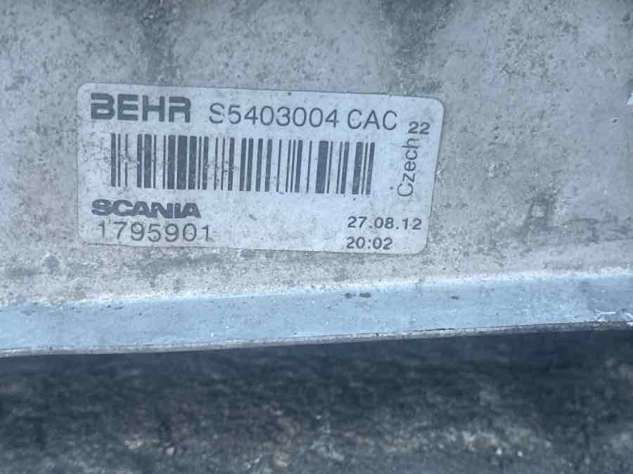 SCANIA CHANGE AIR COOLER 1795901 - Cooling system for Truck: picture 3 SCANIA CHANGE AIR COOLER 1795901 - Cooling system for Truck: picture 3