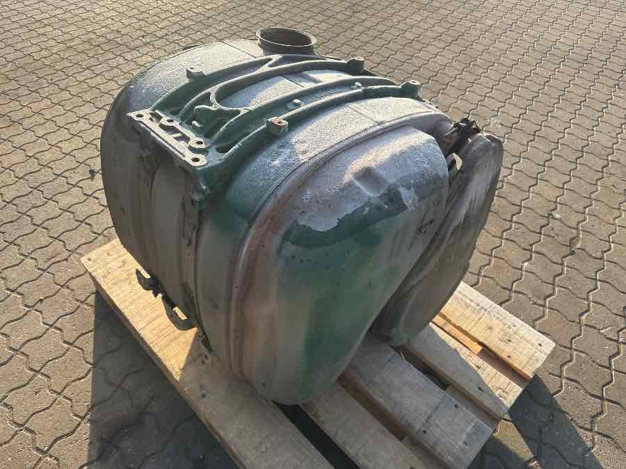 VOLVO EXHAUST 22495991 - Muffler/ Exhaust system for Truck: picture 1 VOLVO EXHAUST 22495991 - Muffler/ Exhaust system for Truck: picture 1