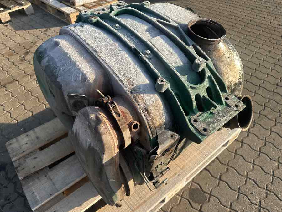 VOLVO EXHAUST 22495991 - Muffler/ Exhaust system for Truck: picture 3 VOLVO EXHAUST 22495991 - Muffler/ Exhaust system for Truck: picture 3
