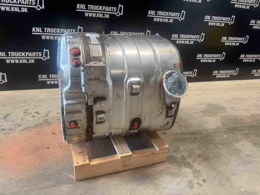 VOLVO EXHAUST 24617946 - Muffler/ Exhaust system for Truck: picture 5 VOLVO EXHAUST 24617946 - Muffler/ Exhaust system for Truck: picture 5