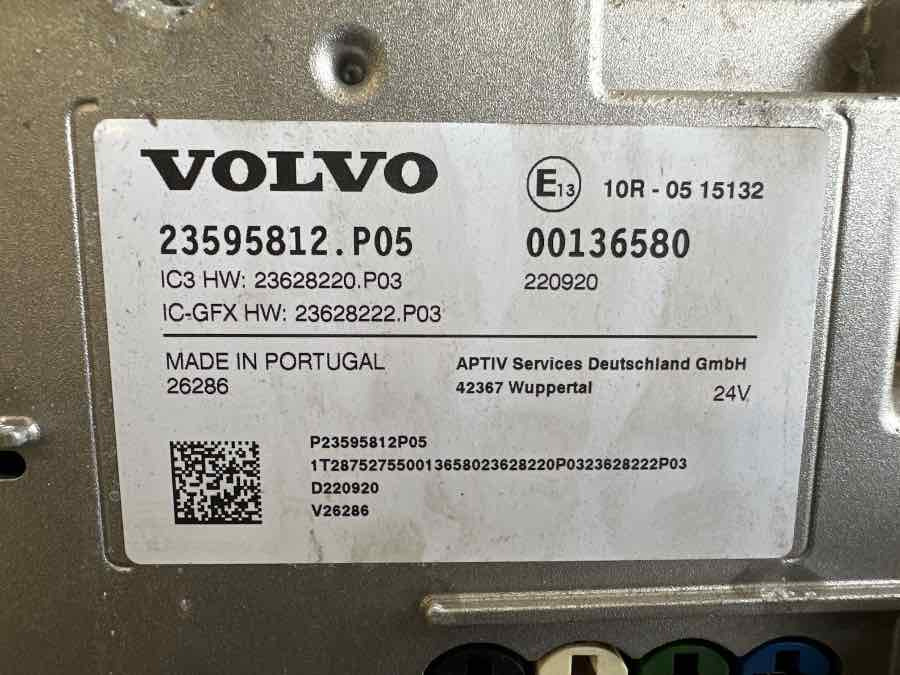 VOLVO INSTRUMENT ECU 23595812 - Cab and interior for Truck: picture 3 VOLVO INSTRUMENT ECU 23595812 - Cab and interior for Truck: picture 3