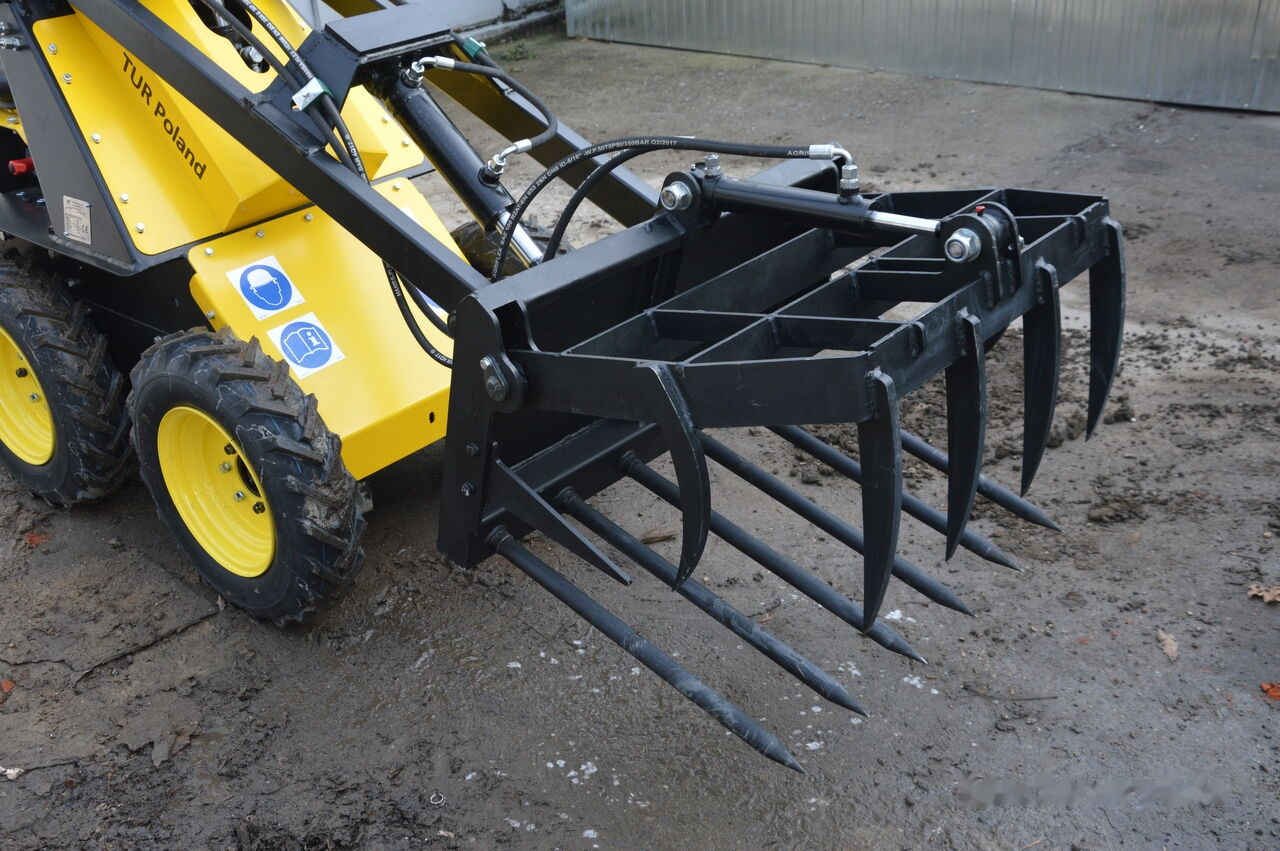 Tur Poland N520 Miniradlader Mini Hoflader Mini Lader - Skid steer loader: picture 5 Tur Poland N520 Miniradlader Mini Hoflader Mini Lader - Skid steer loader: picture 5