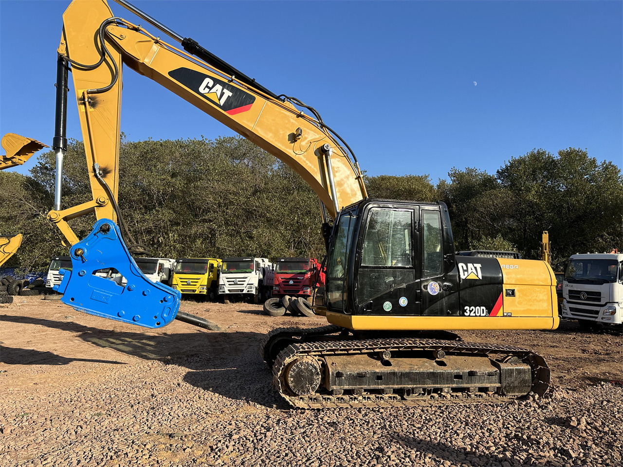 CAT 320DL - Crawler excavator: picture 2 CAT 320DL - Crawler excavator: picture 2