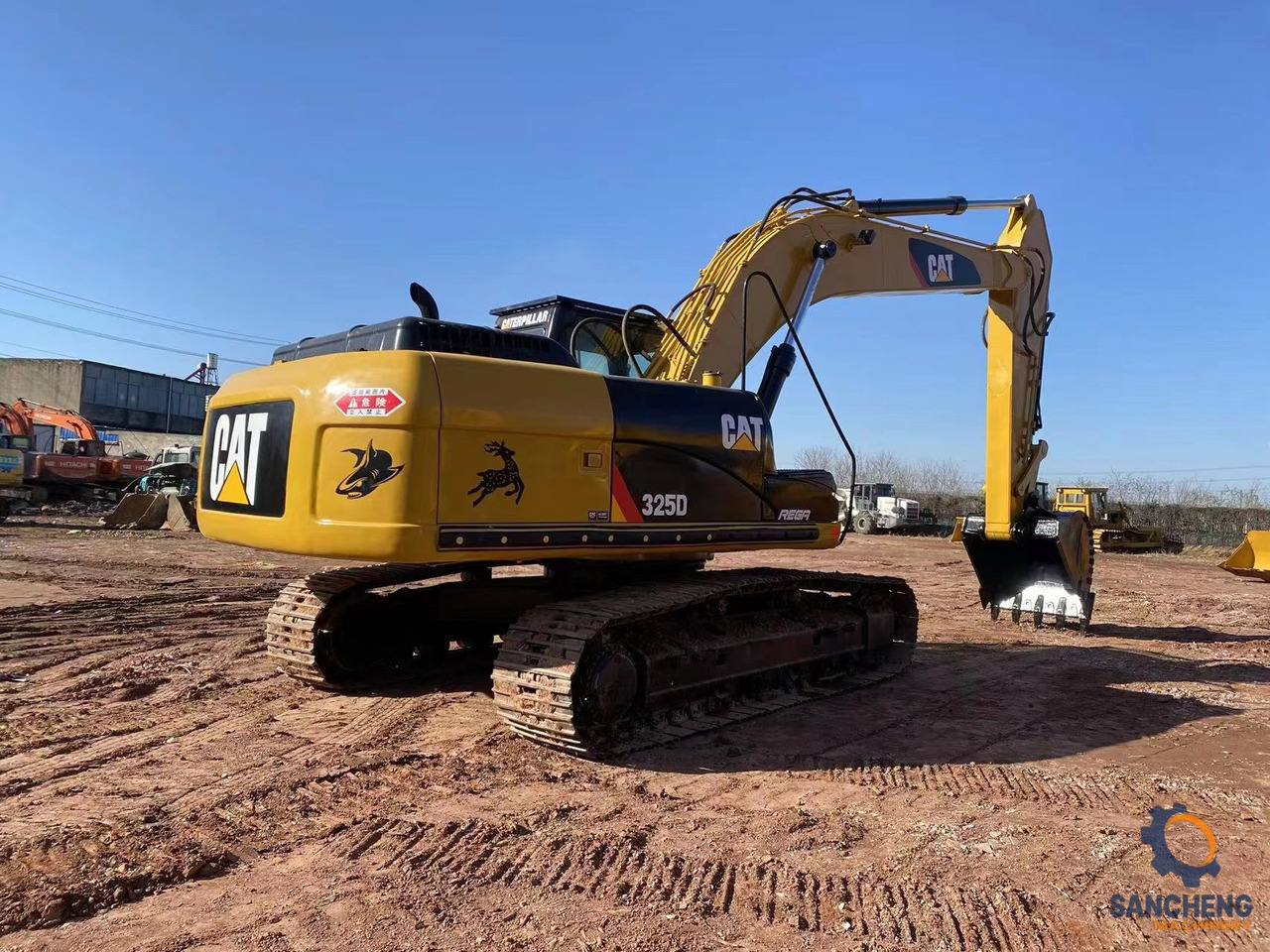 CAT 325D - Excavator: picture 1 CAT 325D - Excavator: picture 1