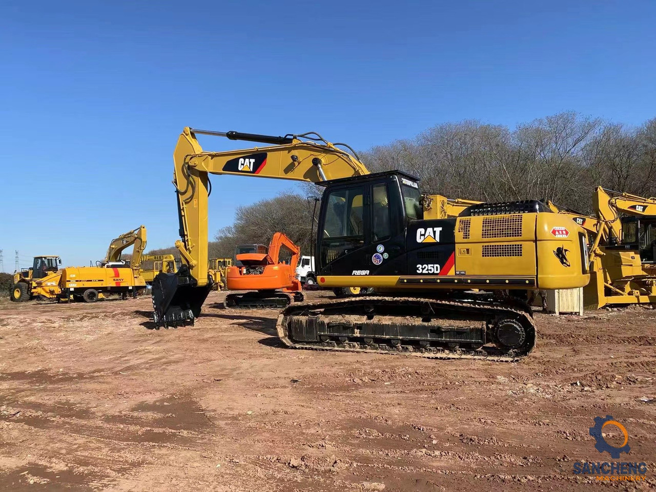 CAT 325D - Excavator: picture 1 CAT 325D - Excavator: picture 1