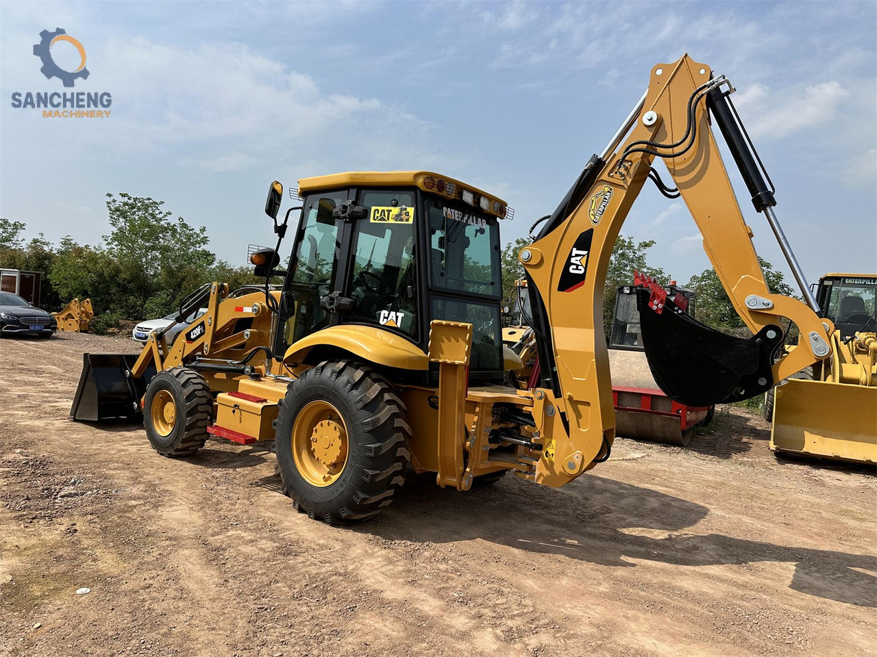CAT 420F2 - Backhoe loader: picture 3 CAT 420F2 - Backhoe loader: picture 3
