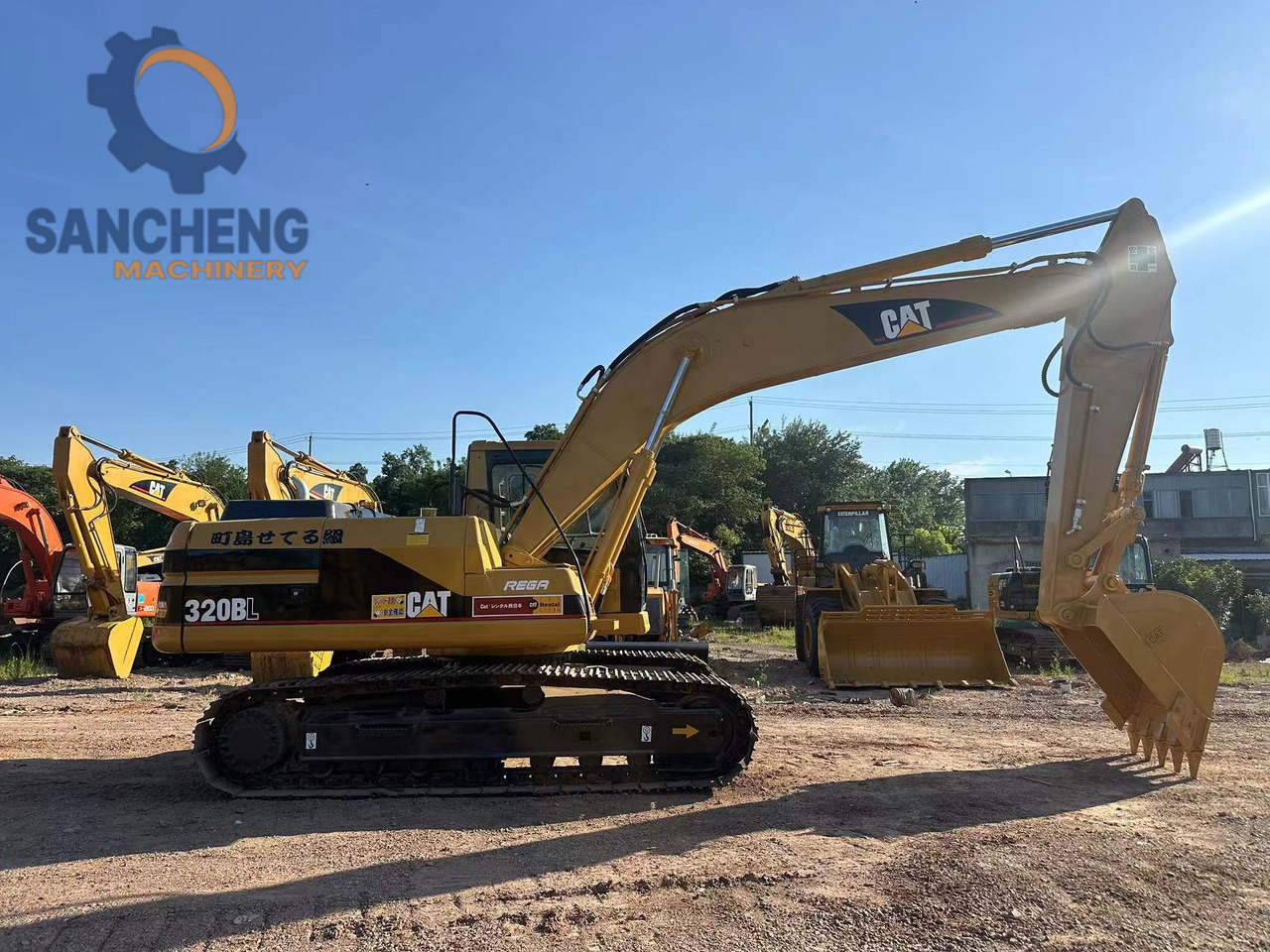 CATERPILLAR 320BL - Crawler excavator: picture 3 CATERPILLAR 320BL - Crawler excavator: picture 3