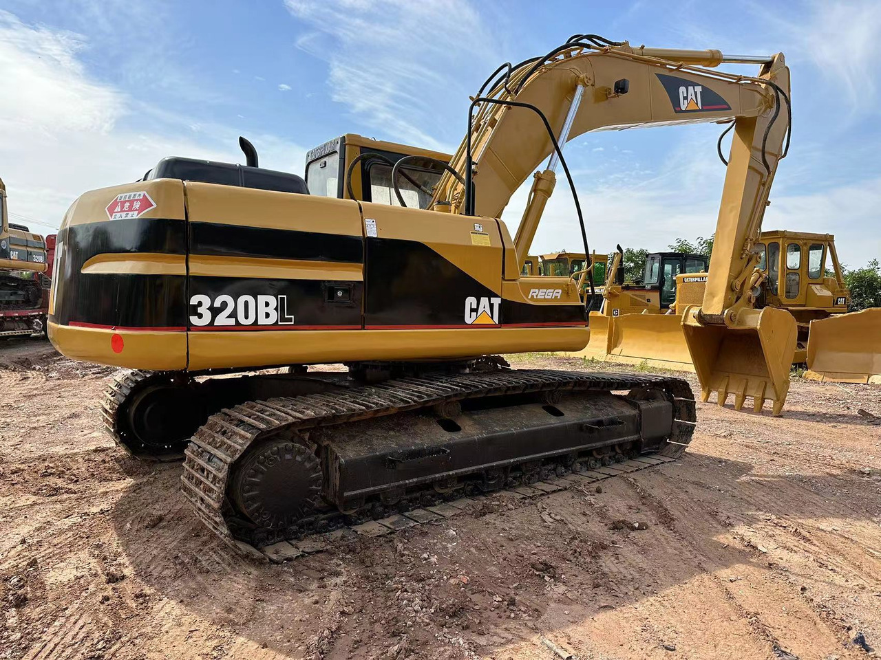 CATERPILLAR 320BL excavator - Excavator: picture 1 CATERPILLAR 320BL excavator - Excavator: picture 1