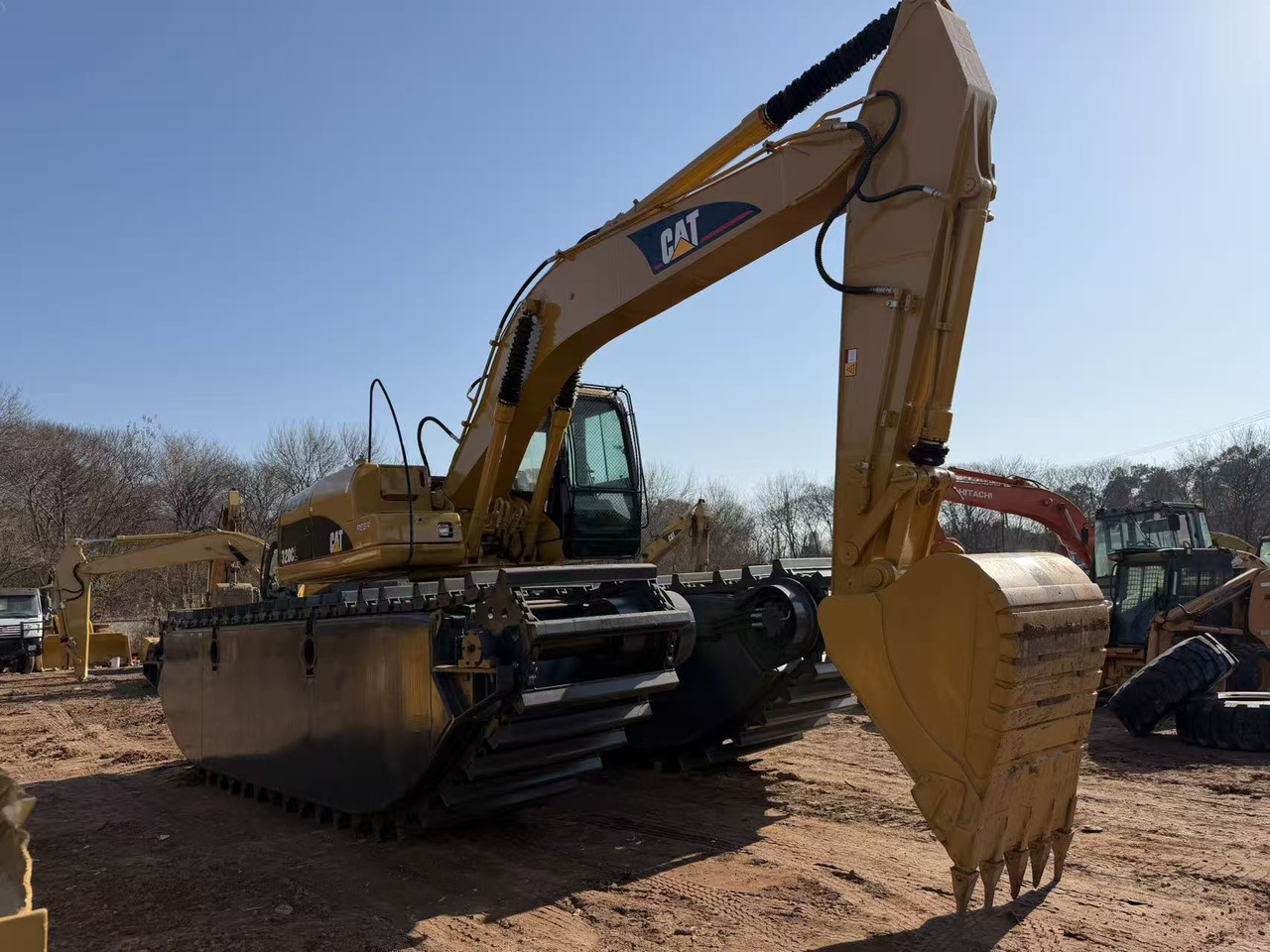 CATERPILLAR 320CL - Amphibious excavator: picture 4 CATERPILLAR 320CL - Amphibious excavator: picture 4