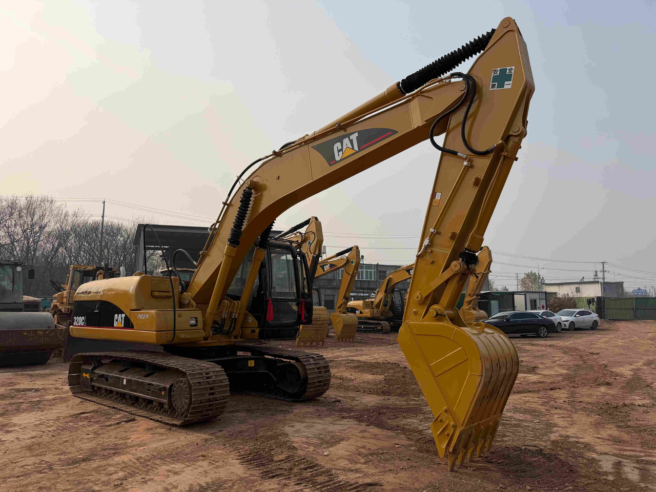 CATERPILLAR 320CL - Crawler excavator: picture 2 CATERPILLAR 320CL - Crawler excavator: picture 2
