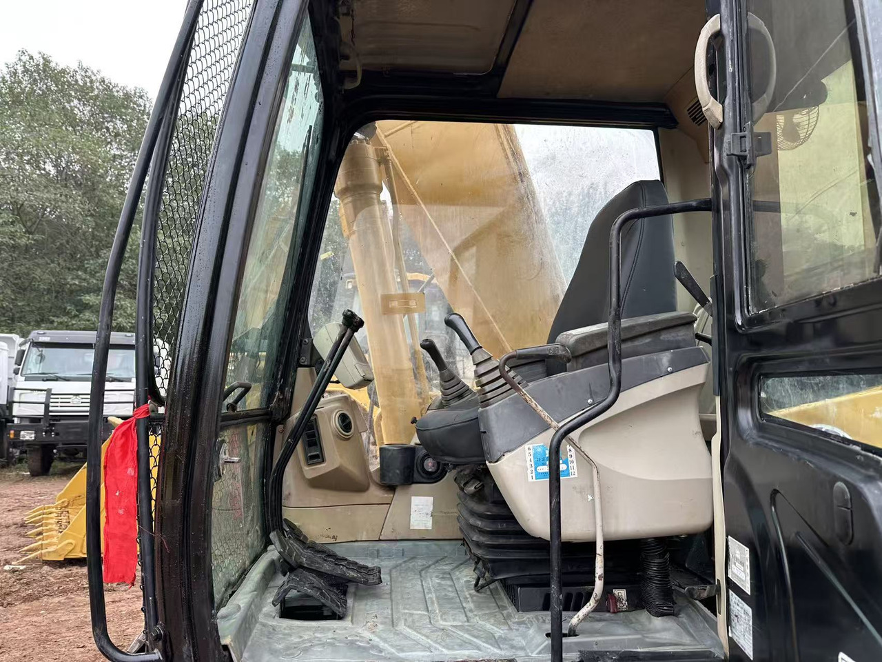 CATERPILLAR 320CL long reach excavator leasing CATERPILLAR 320CL long reach excavator: picture 11