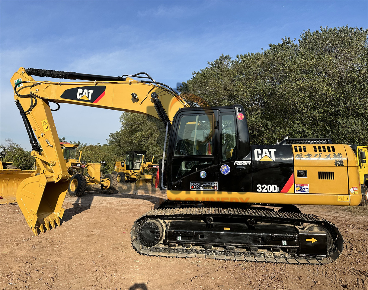 CATERPILLAR 320DL - Crawler excavator: picture 1 CATERPILLAR 320DL - Crawler excavator: picture 1