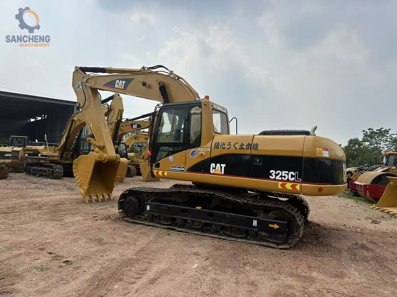 Excavator CATERPILLAR 325CL: picture 8