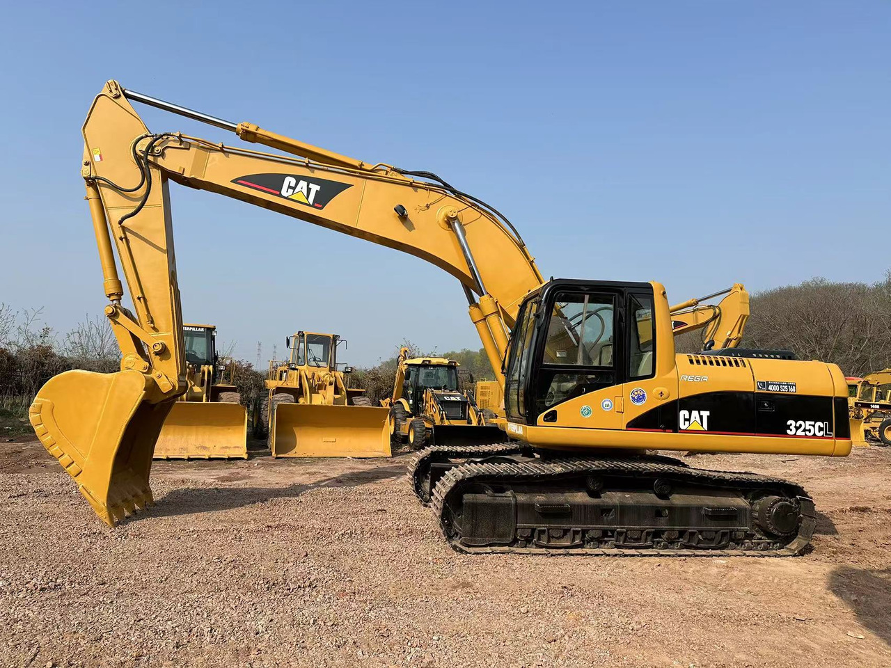 CATERPILLAR 325CL - Crawler excavator: picture 3 CATERPILLAR 325CL - Crawler excavator: picture 3
