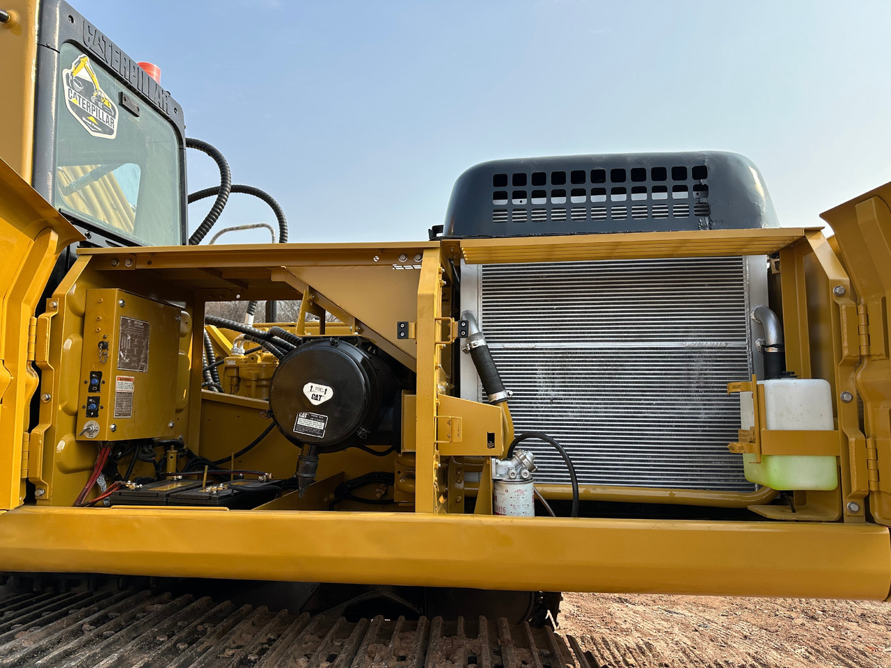 CATERPILLAR 330BL crawler excavator leasing CATERPILLAR 330BL crawler excavator: picture 7 CATERPILLAR 330BL crawler excavator leasing CATERPILLAR 330BL crawler excavator: picture 7