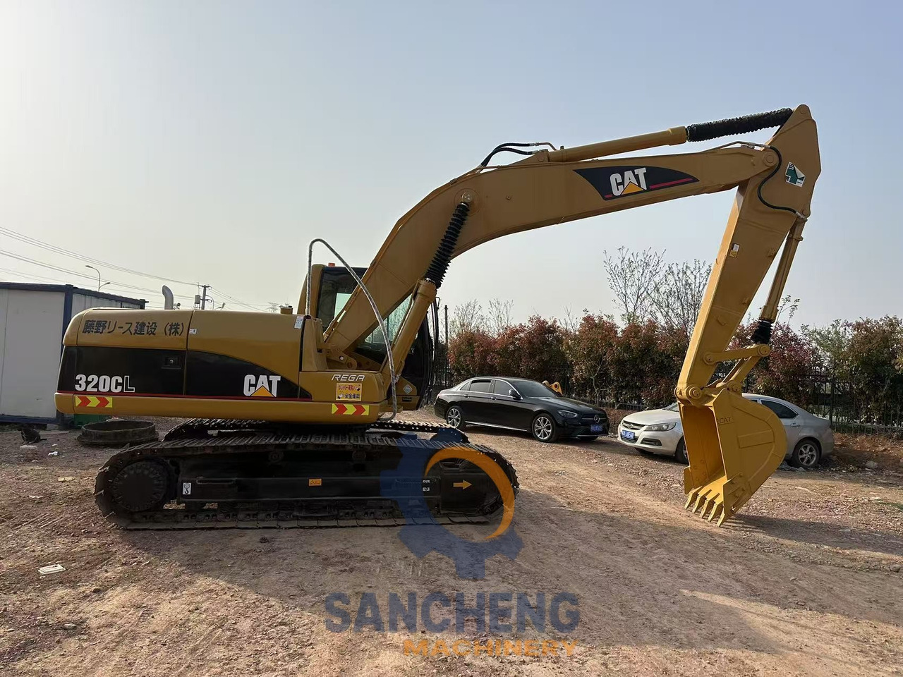 CATERPILLAR 330CL - Crawler excavator: picture 1 CATERPILLAR 330CL - Crawler excavator: picture 1
