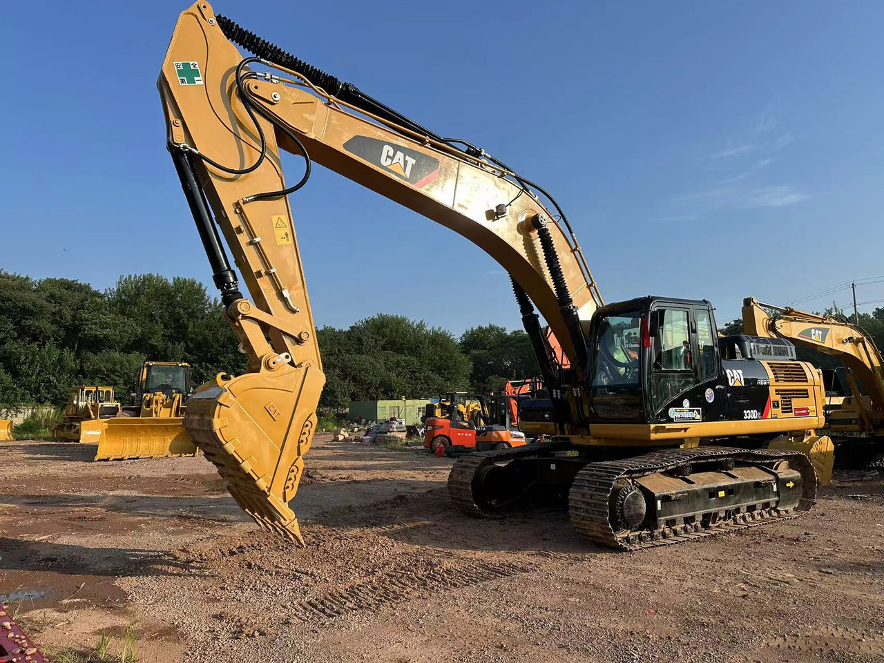CATERPILLAR 330D2L - Crawler excavator: picture 3 CATERPILLAR 330D2L - Crawler excavator: picture 3