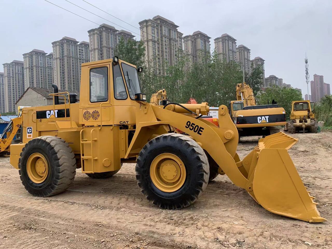 CATERPILLAR 950E - Wheel loader: picture 1 CATERPILLAR 950E - Wheel loader: picture 1