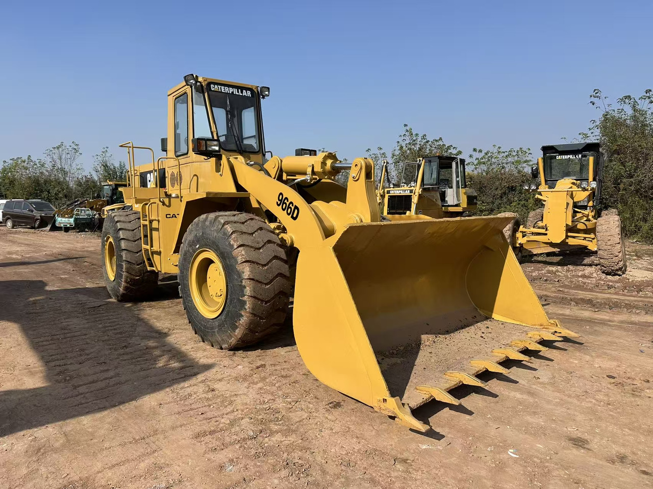 CATERPILLAR 966D - Wheel loader: picture 4 CATERPILLAR 966D - Wheel loader: picture 4