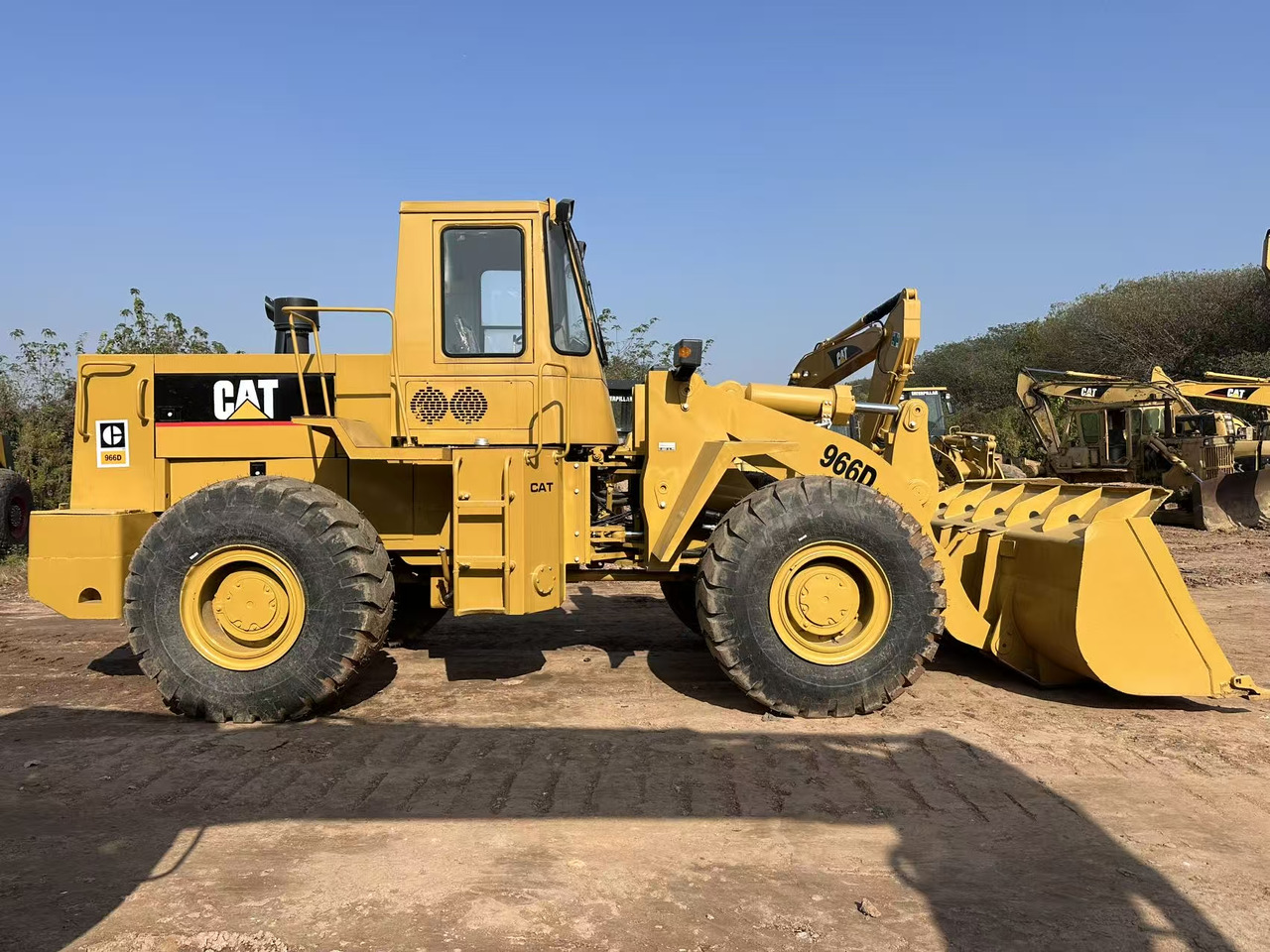 CATERPILLAR 966D - Wheel loader: picture 3 CATERPILLAR 966D - Wheel loader: picture 3