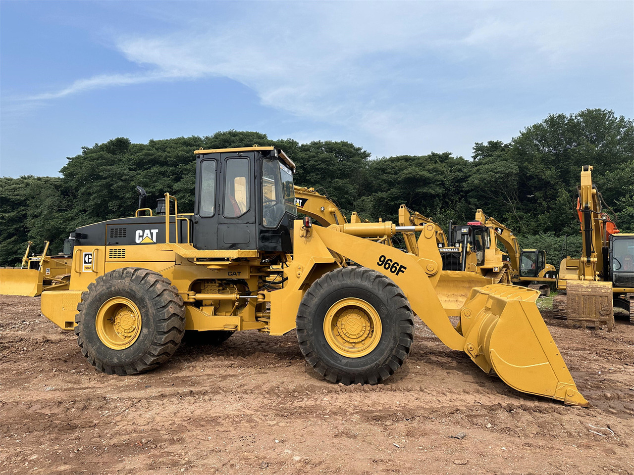 CATERPILLAR 966F - Wheel loader: picture 2 CATERPILLAR 966F - Wheel loader: picture 2