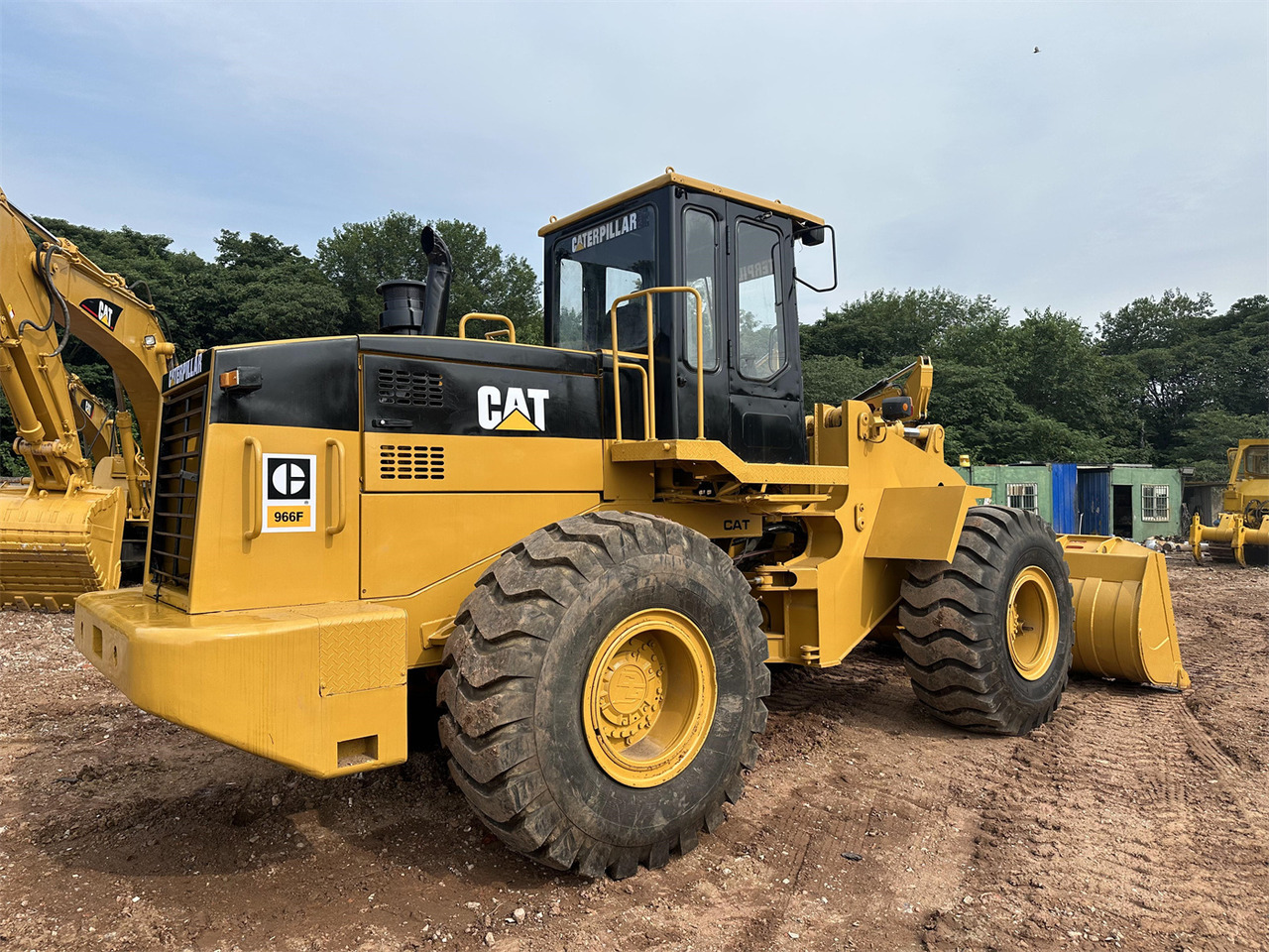 CATERPILLAR 966F - Wheel loader: picture 4 CATERPILLAR 966F - Wheel loader: picture 4