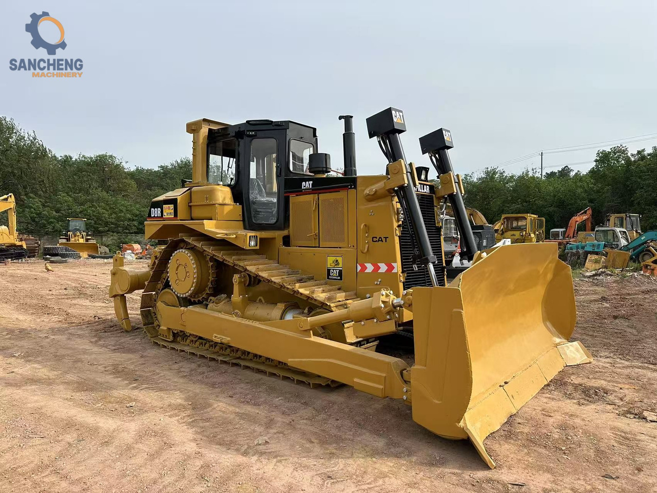 CATERPILLAR D8R - Bulldozer: picture 5 CATERPILLAR D8R - Bulldozer: picture 5