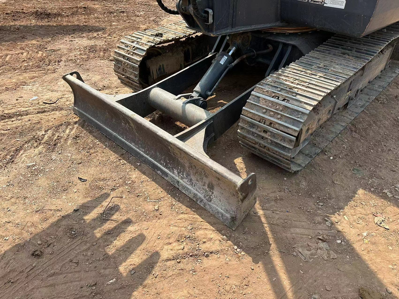 Crawler excavator DOOSAN DX60: picture 7