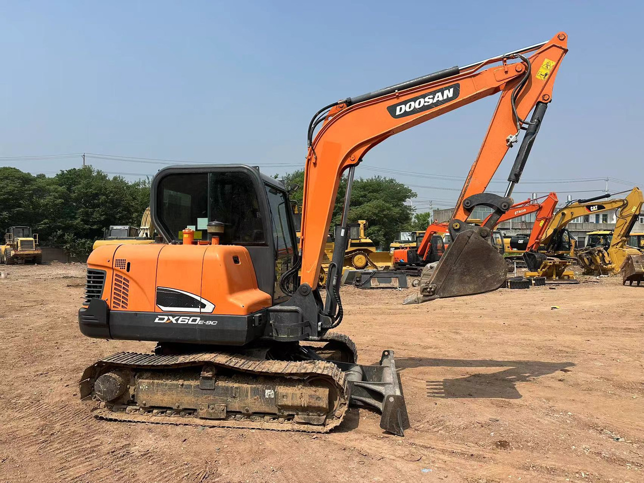 DOOSAN DX60 - Crawler excavator: picture 2 DOOSAN DX60 - Crawler excavator: picture 2