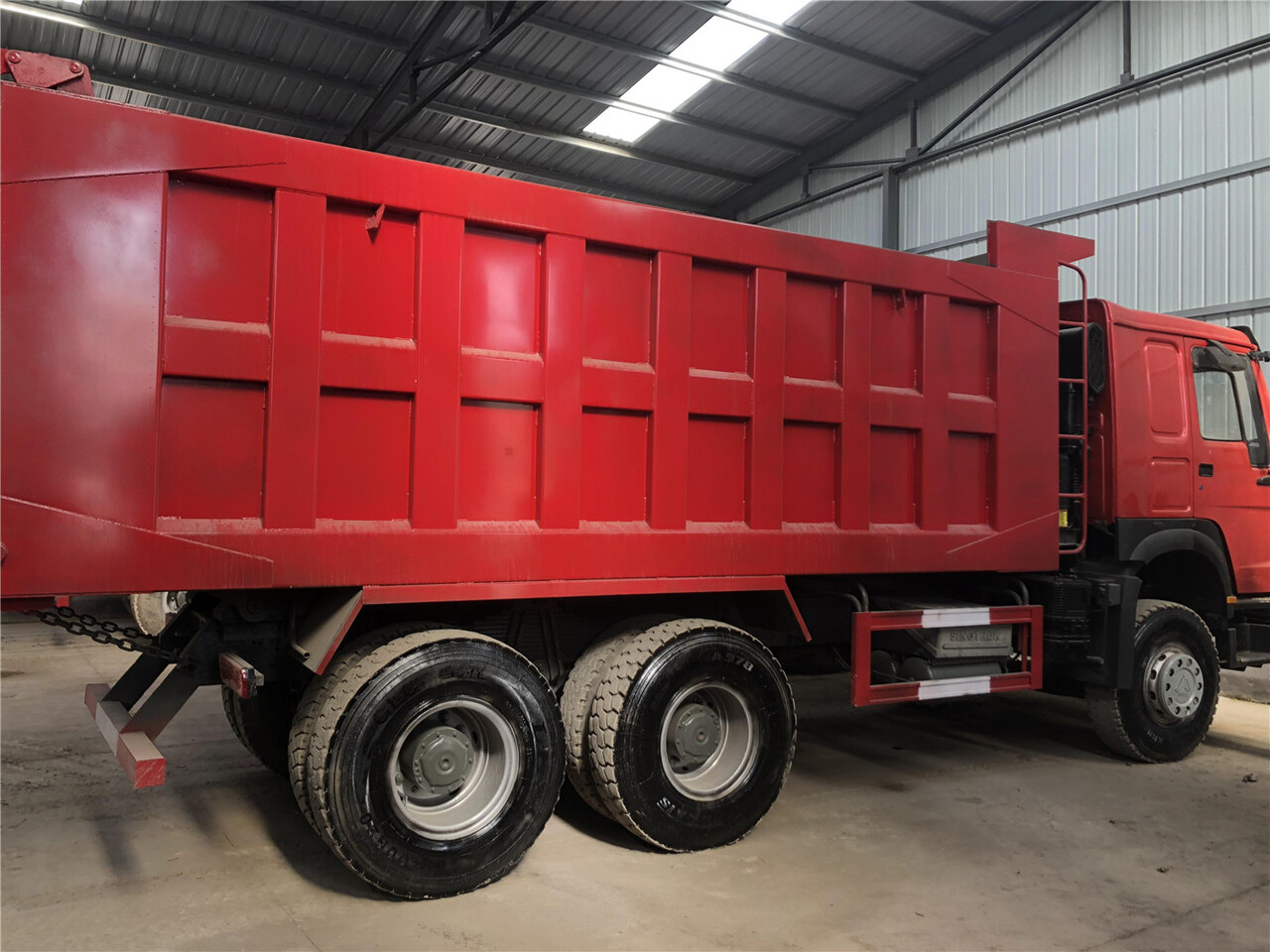 SINOTRUK Howo Dump truck 371 - Tipper: picture 3 SINOTRUK Howo Dump truck 371 - Tipper: picture 3