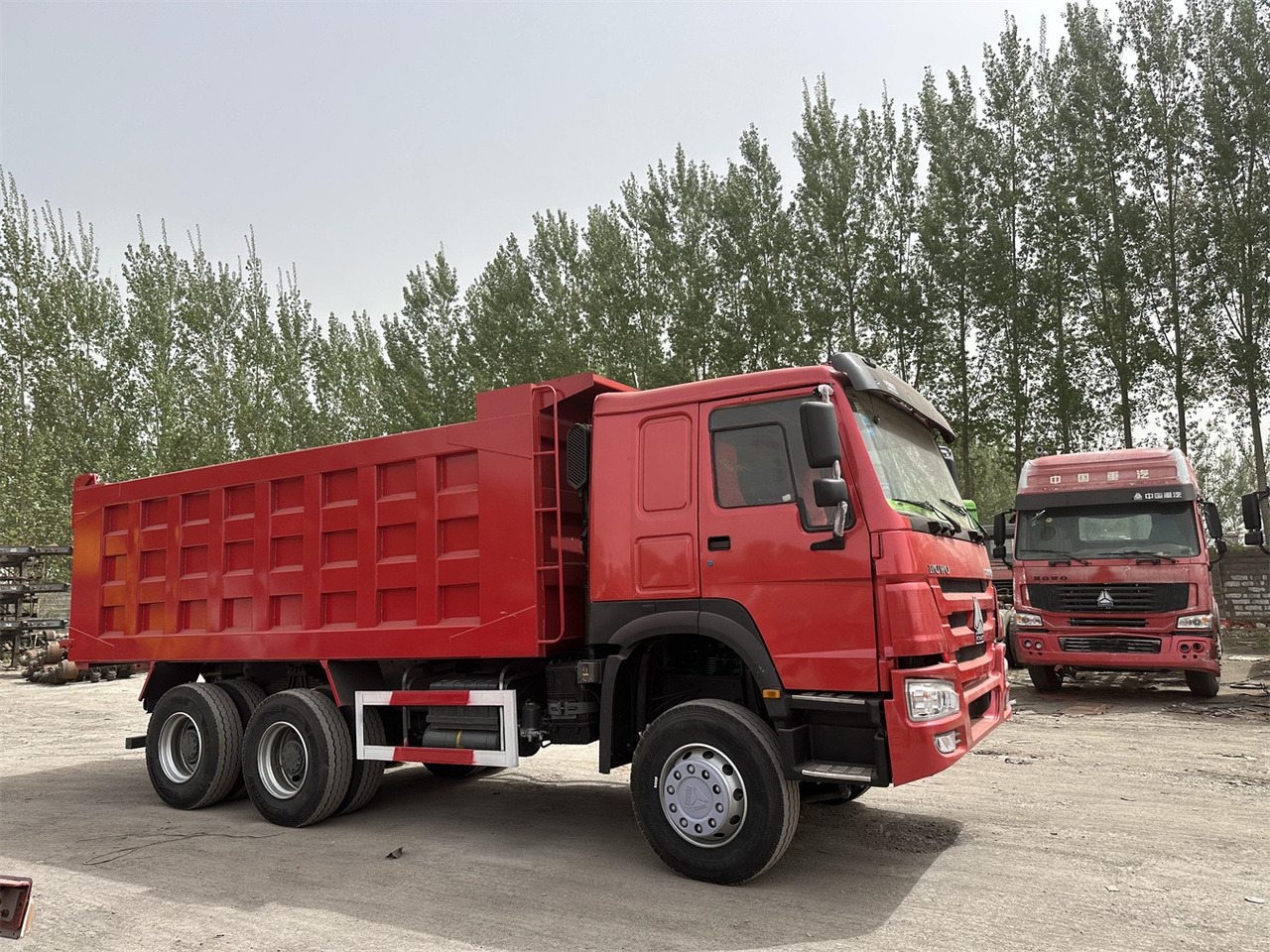 SINOTRUK Howo Dump truck 371 - Tipper: picture 1 SINOTRUK Howo Dump truck 371 - Tipper: picture 1