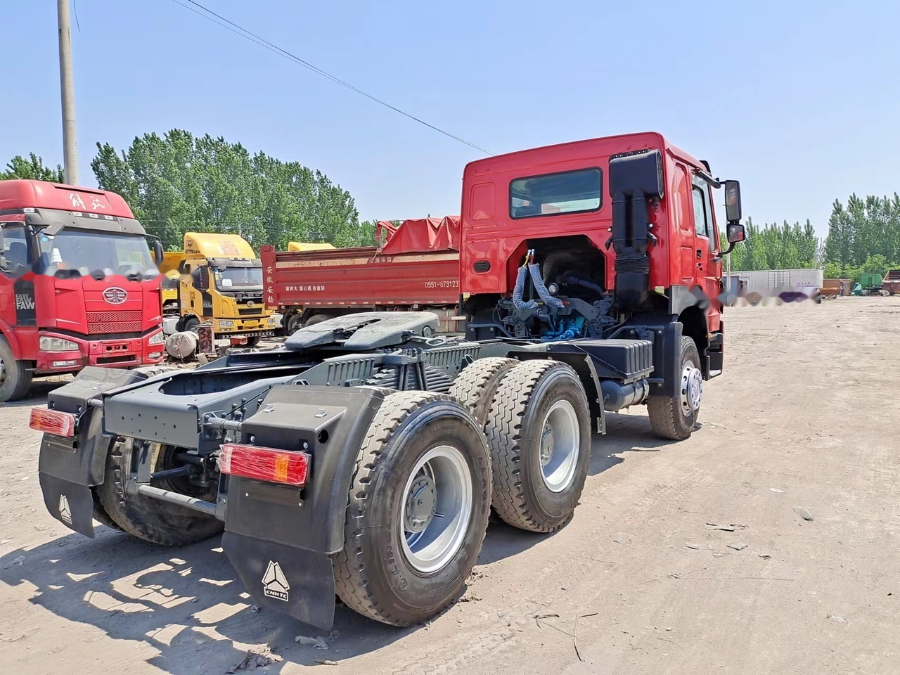SINOTRUK Howo tractor unit 420 - Tractor unit: picture 3 SINOTRUK Howo tractor unit 420 - Tractor unit: picture 3